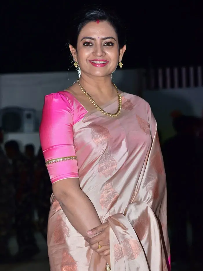 Indian Actress Indraja Images in Pink Colour Saree